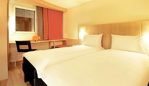 Chambre Standard, 2 lits une place