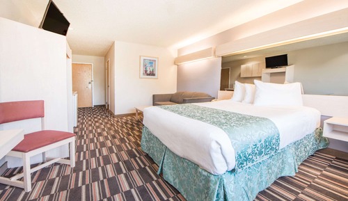 Suite Studio, 1 grand lit, accessible aux personnes à mobilité réduite, non-fumeurs (Mobility)