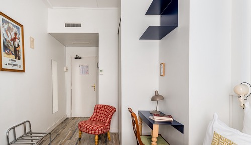 Chambre Double Economique avec petite salle de douche