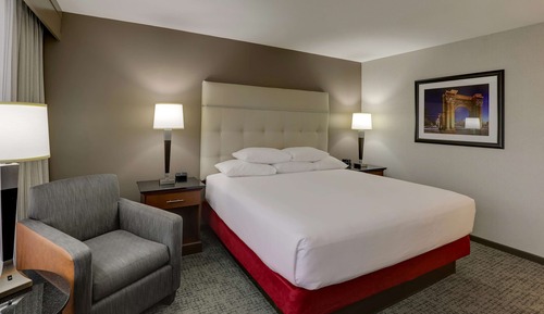 Chambre Deluxe, 1 très grand lit, réfrigérateur et four à micro-ondes (Upper Floor)