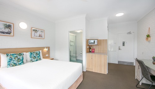 Chambre, 1 grand lit, vue parc