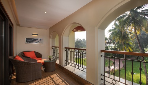 Suite Supérieure, 1 lit double, accès salon affaires, vue mer