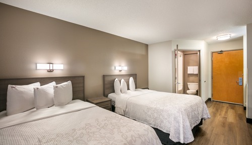 Chambre Deluxe, 2 lits doubles (Roll-In Shower, Smoke Free)