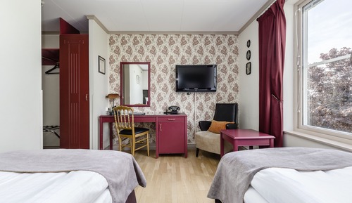Chambre Standard Double ou avec lits jumeaux, 2 lits une place