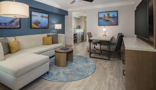 Suite, 2 grands lits (2 Room Suite, Partial River View)