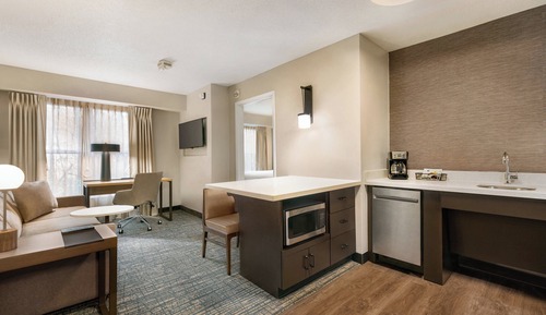 Suite, 1 chambre (Mobility/Hearing Accessible, Tub)