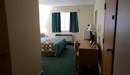 Chambre, 1 grand lit, accessible aux personnes à mobilité réduite, non-fumeurs