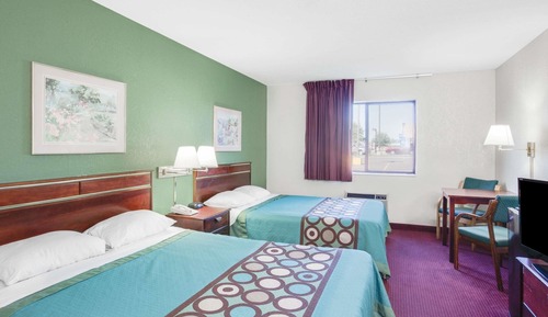 Chambre Standard, 2 grands lits