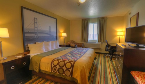Chambre, 1 grand lit, non-fumeurs (Mobility Accessible)