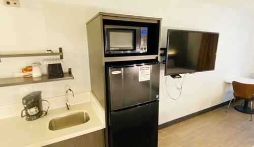 Chambre Standard, 2 grands lits, non-fumeurs (Non-Accessible)