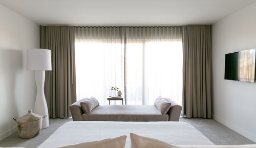 Suite, 1 très grand lit