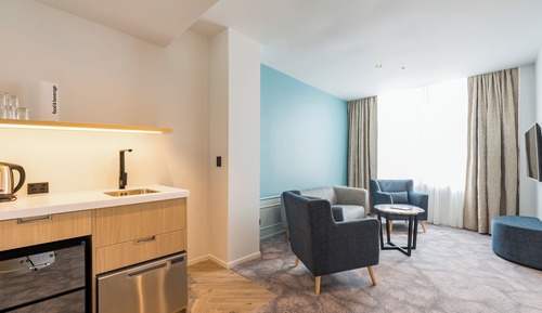 Suite Studio « Premier », 1 très grand lit