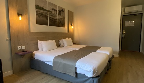 Chambre Standard, 2 lits une place