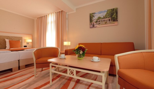 Suite Junior (Located to the Sea Side)