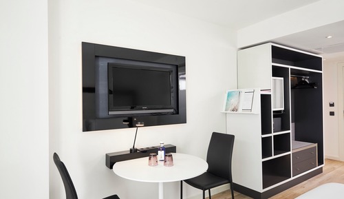 Innside, Chambre