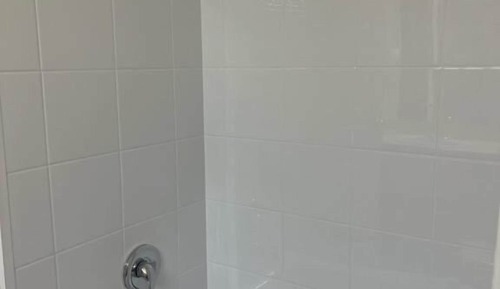 Chambre, 1 très grand lit, non-fumeurs
