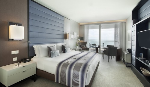 Chambre Premium, 1 très grand lit, vue océan