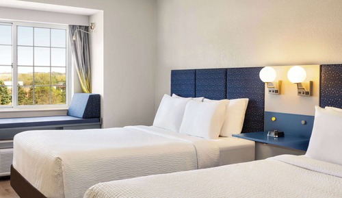 Chambre Standard, 2 grands lits