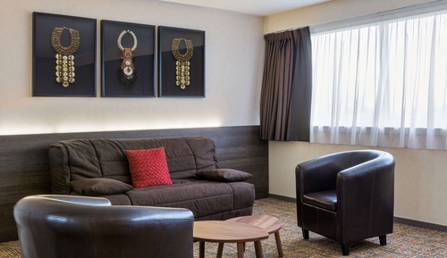 Suite Junior, plusieurs lits, non-fumeurs (with Sofabed)