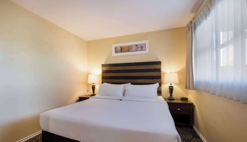 Suite, 1 très grand lit et 1 canapé-lit, non-fumeurs