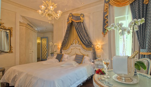 Chambre Supérieure Double ou avec lits jumeaux, vue jardin