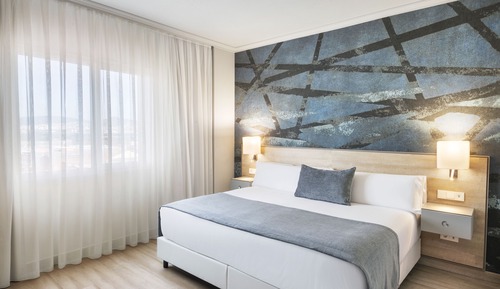 Chambre Double pour 1 personne (with Free Airport Transfer)