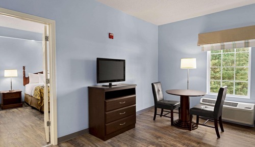 Suite, 1 chambre, non-fumeurs (1 KINGBED)