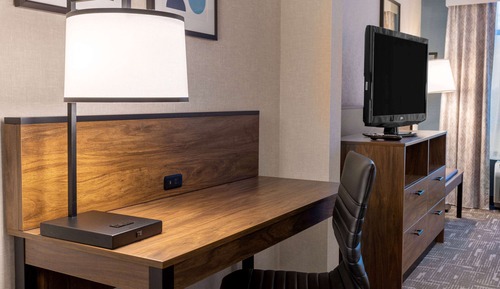 Chambre, accessible aux personnes à mobilité réduite, non-fumeurs