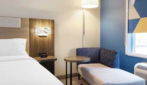 Chambre Standard, 1 très grand lit, accessible aux personnes à mobilité réduite (Mobility)