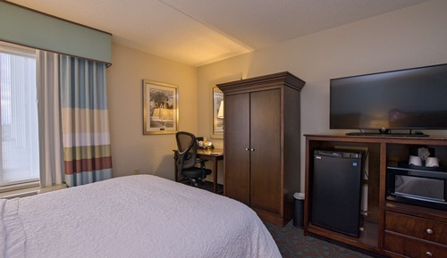 Chambre, accessible aux personnes à mobilité réduite, non-fumeurs