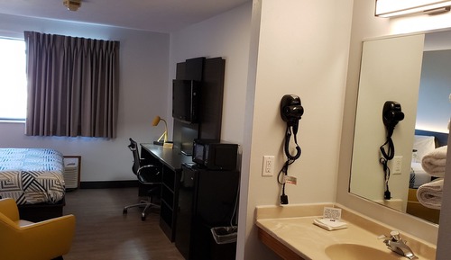 Chambre Deluxe, 1 grand lit, accessible aux personnes à mobilité réduite, non-fumeurs