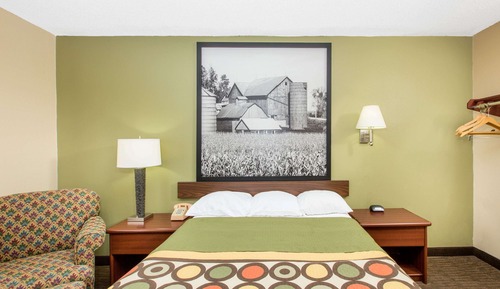 Chambre, 1 grand lit, accessible aux personnes à mobilité réduite, non-fumeurs (Mobility)