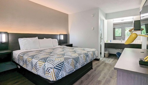 Chambre Standard, 1 lit double, accessible aux personnes à mobilité réduite, non-fumeurs