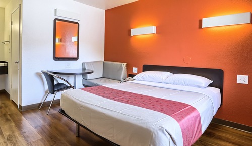 Chambre Standard, 1 grand lit, non-fumeurs