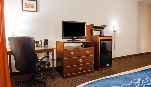 Chambre, 1 très grand lit, accessible aux personnes à mobilité réduite, non-fumeurs