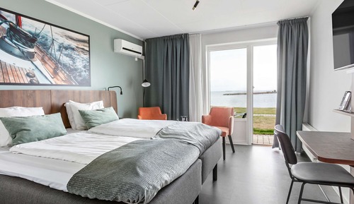 Chambre Supérieure, 1 grand lit, non-fumeurs, vue mer