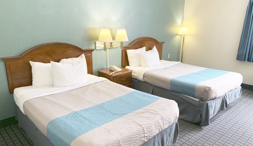 Chambre Standard, 2 lits doubles, accessible aux personnes à mobilité réduite, non-fumeurs