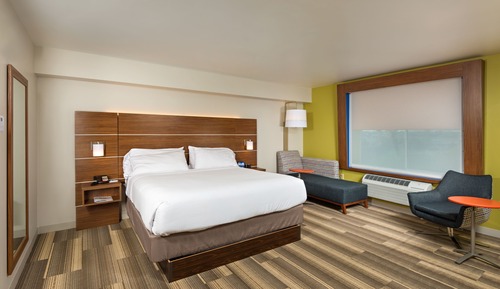 Chambre Standard, 1 très grand lit, accessible aux personnes à mobilité réduite (Communications)