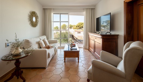 Suite Junior, coin cuisine (2 adults + 2 children)