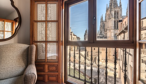 Chambre Double (matrimonial con vistas a la catedral)