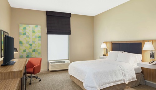 Chambre, 1 lit double, accessible aux personnes à mobilité réduite, non-fumeurs