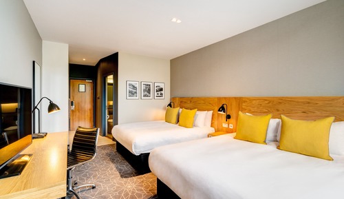 Chambre Ville avec lits jumeaux
