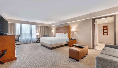 Chambre Deluxe, 1 très grand lit et 1 canapé-lit