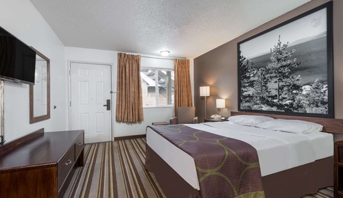 Chambre, 1 grand lit, accessible aux personnes à mobilité réduite, non-fumeurs (Mobility)