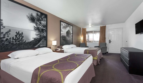 Chambre Standard, 2 grands lits, fumeurs