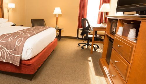 Chambre Deluxe, 1 très grand lit, réfrigérateur et four à micro-ondes (Upper Floor)