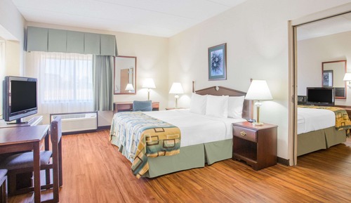 Suite, plusieurs lits, non-fumeurs (One-Bedroom Suite)