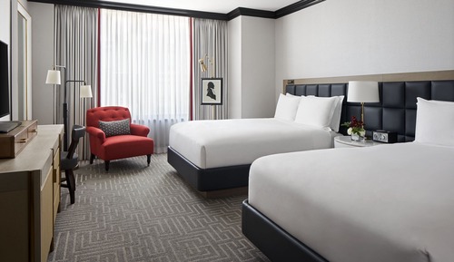 Chambre Double Deluxe, 2 lits doubles (Mobility Accessible, Roll-In Shower)