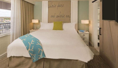 Chambre Deluxe, 1 grand lit, accessible aux personnes à mobilité réduite (Premium Queen Accessible)