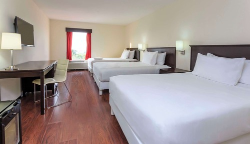 Chambre Triple Standard (Extra Bed 6 adults)